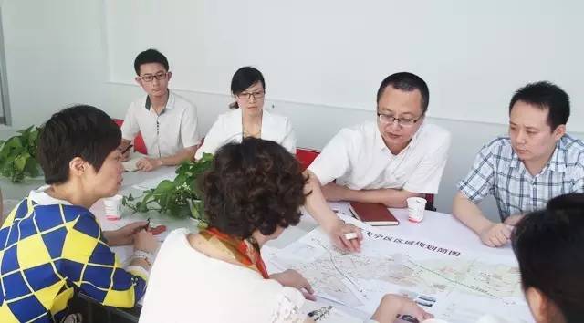 東方龍商務(wù)舉行四場投資選址項(xiàng)目政府對接會(huì),并將同步推進(jìn)項(xiàng)目考察 東方龍商務(wù)舉行四場投資選址項(xiàng)目政府對接會(huì),并將同步推進(jìn)項(xiàng)目考察