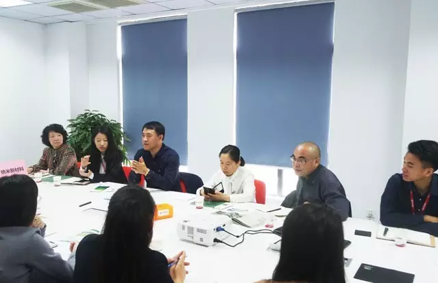 東方龍商務(wù)舉行納米新材料工業(yè)固廢處理投資選址項(xiàng)目的政府對(duì)接會(huì) 東方龍商務(wù)舉行納米新材料工業(yè)固廢處理投資選址項(xiàng)目的政府對(duì)接會(huì)