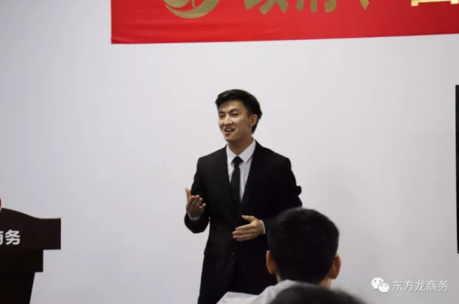 深圳分公司舉行2017年專場招聘會，加快委托招商引資服務(wù)模式轉(zhuǎn)型升級