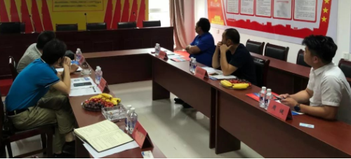 陪同政府園區(qū)赴玻璃新材料新建基地投資選址項目方對接考察，增強地方發(fā)展后勁提供新支撐
