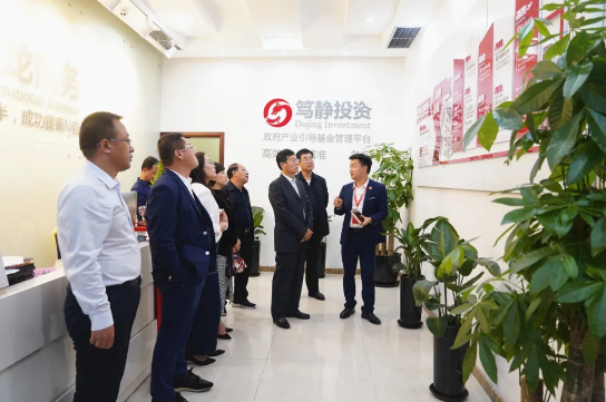 進(jìn)博會(huì)圓滿落幕！集團(tuán)接待全國(guó)政府園區(qū)210家，開發(fā)有投資意向的中外優(yōu)質(zhì)企業(yè)超100家