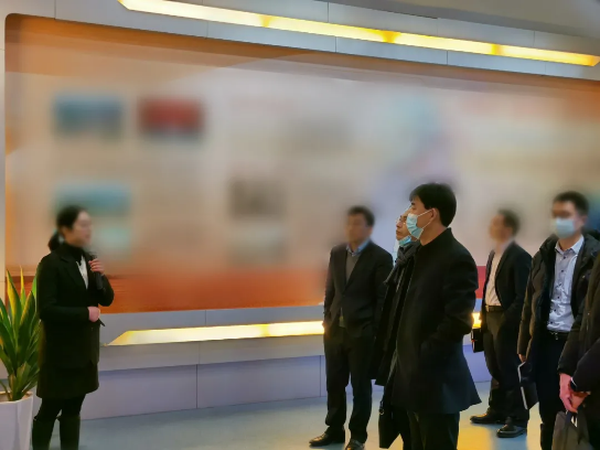 國內領先建材企業(yè)！遼寧地方政府順利考察品牌建筑新材料投資選址項目