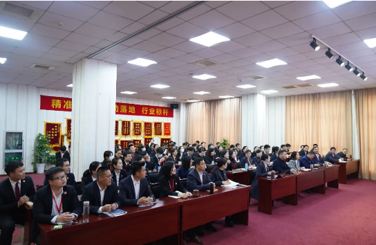 堅(jiān)持項(xiàng)目為王，為全年委托招商服務(wù)工作夯實(shí)基礎(chǔ)，2021年首場(chǎng)月度總結(jié)會(huì)順利舉行