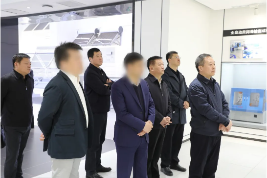 全速推進投資選址項目早落地、早投產(chǎn)！黑龍江某地方政府實地考察清潔能源設備制造企業(yè)