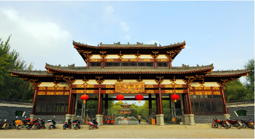 東方龍商務(wù)集團(tuán)助力新疆烏什縣委托招商引資，推進(jìn)產(chǎn)業(yè)發(fā)展集聚