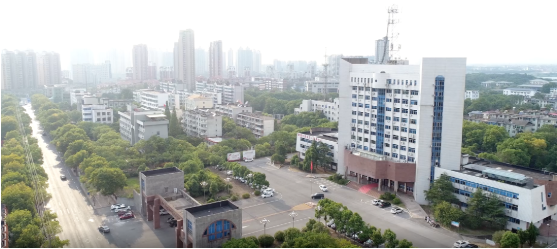 集團(tuán)全力助推江西省鷹潭市月湖區(qū)委托招商引資，以“園區(qū)經(jīng)濟(jì)”為抓手，打造發(fā)展“增長極”