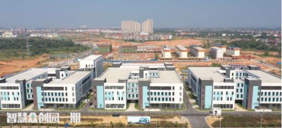 集團(tuán)全力助推江西省鷹潭市月湖區(qū)委托招商引資，以“園區(qū)經(jīng)濟(jì)”為抓手，打造發(fā)展“增長極”