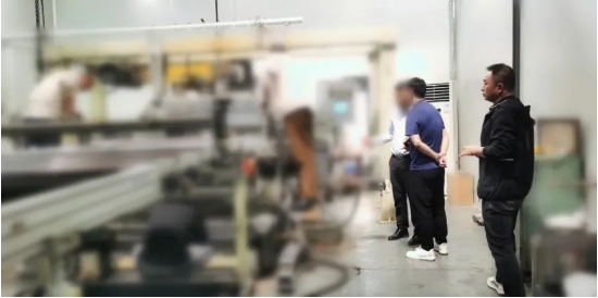 創(chuàng)維等知名企業(yè)一級(jí)供應(yīng)商！安徽某地方政府成功對(duì)接光學(xué)導(dǎo)光板生產(chǎn)投資選址項(xiàng)目