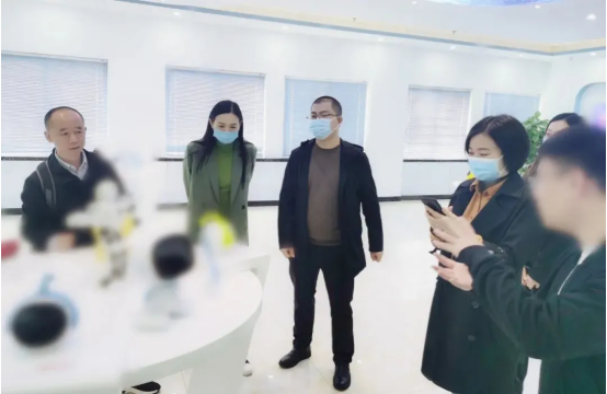 高科技、高創(chuàng)新、高成長！四川某地方政府成功考察電子產(chǎn)品顯示模組投資選址項目