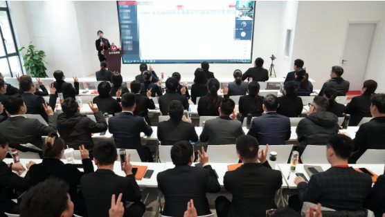 繆力同心，向年度目標任務發(fā)起“總攻”！12月中旬，集團成功通過44個優(yōu)質投資選址項目