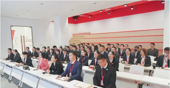 節(jié)前項(xiàng)目再發(fā)力，爭(zhēng)分奪秒搶先機(jī)！12月下旬，集團(tuán)成功通過(guò)41個(gè)優(yōu)質(zhì)投資選址項(xiàng)目