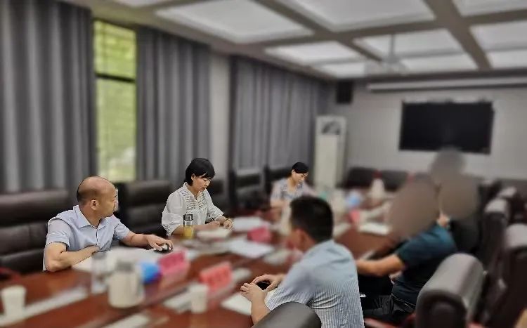 雙項(xiàng)目同步對接！液晶顯示模組搬遷擴(kuò)建投資選址項(xiàng)目方&液晶顯示模組+切割貼片擴(kuò)建項(xiàng)目方同時(shí)考察湖北某地方政府