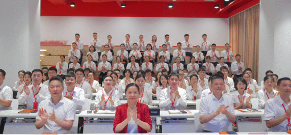 量質(zhì)并進，投資選址項目落地率同比增長80%！東方龍商務(wù)集團成功舉行8月份月度總結(jié)會