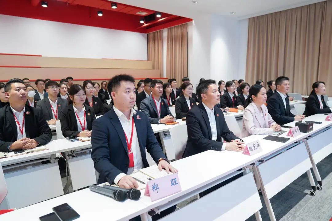 借助“進博磁力”，搶抓發(fā)展新機！10月下旬，集團成功通過35個優(yōu)質(zhì)投資選址項目