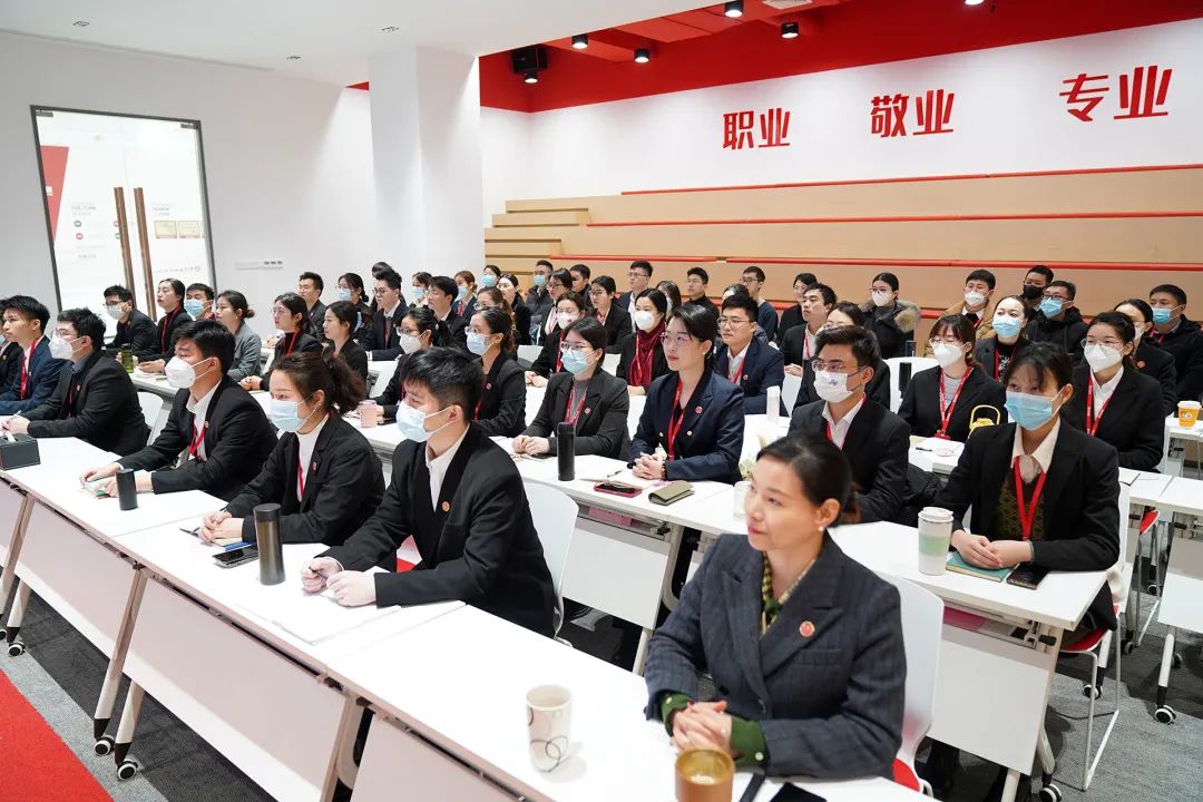 東方龍商務新年第一場招商培訓！收心歸位謀開局，凝心聚力再出發(fā)！