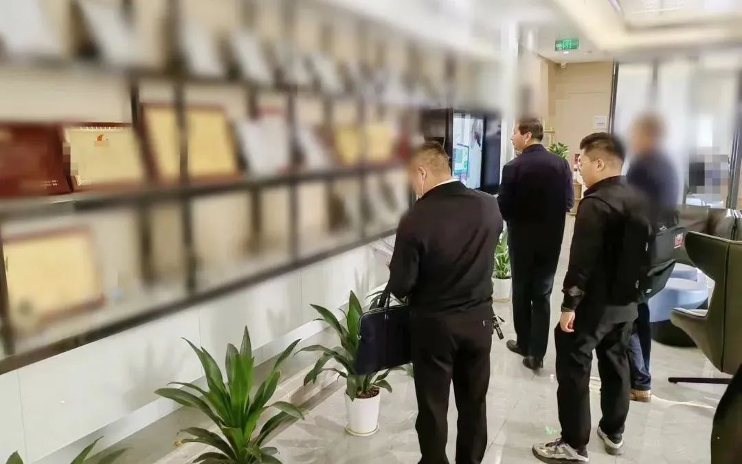 華為、小米等知名企業(yè)供應(yīng)商！安徽某地方政府實地對接高端光學(xué)制造生產(chǎn)投資選址項目