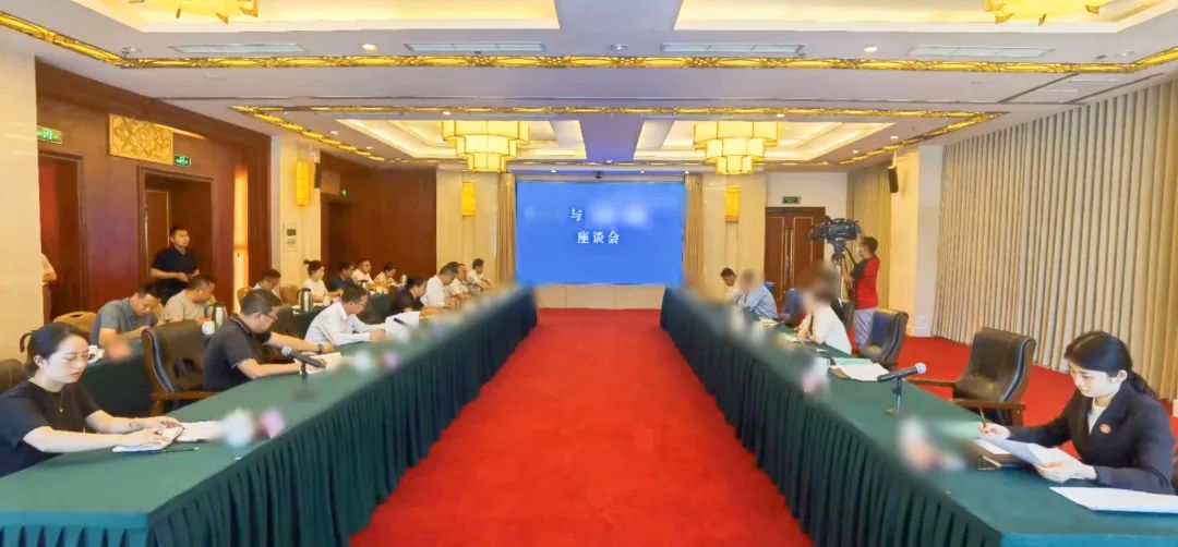 項目落地周期短，經(jīng)濟效益高！新能源鋰電池生產(chǎn)擴建投資選址項目方反向考察四川某地方政府