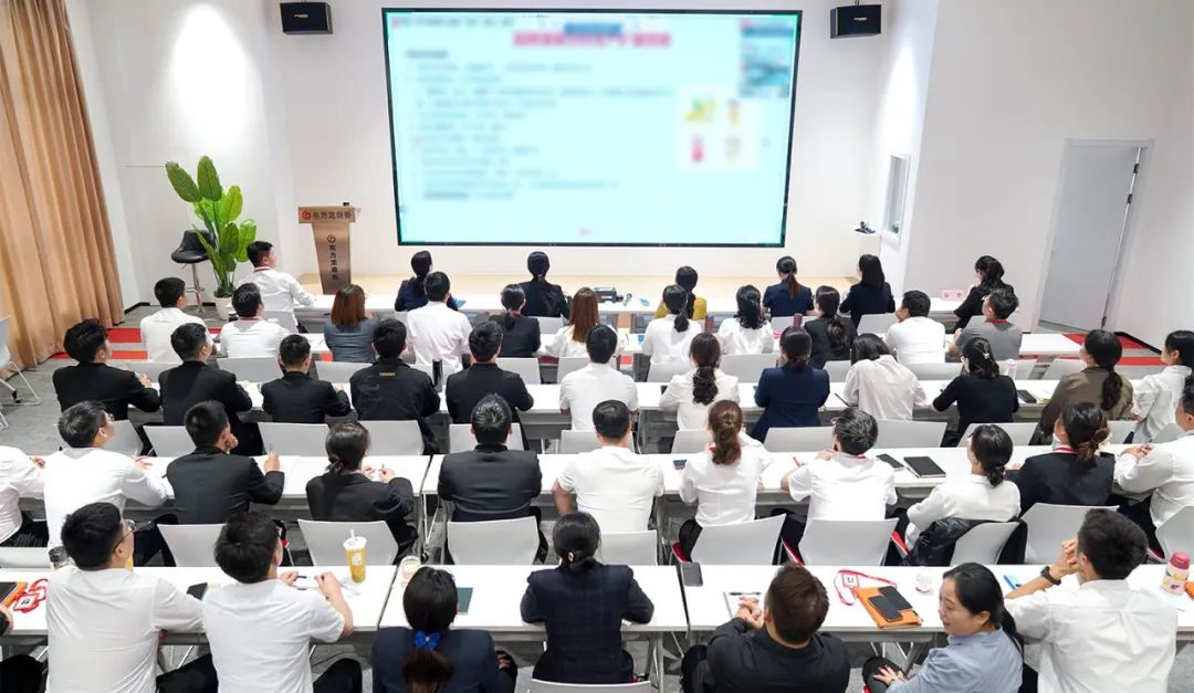 集團(tuán)項(xiàng)目開發(fā)工作全面提速提質(zhì)提效！6月中旬，集團(tuán)共38個(gè)優(yōu)質(zhì)投資選址項(xiàng)目通過評(píng)估