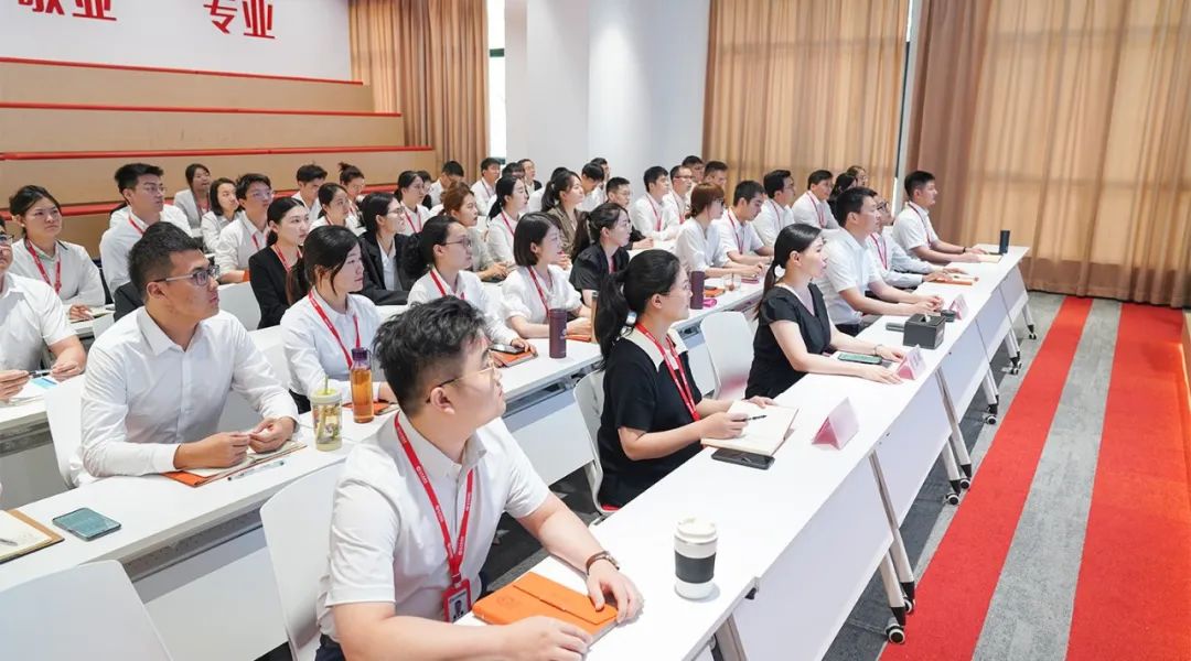 戰(zhàn)高溫，搶項目，全面掀起“夏季攻勢”！7月上旬，集團共38個優(yōu)質(zhì)投資選址項目通過評估